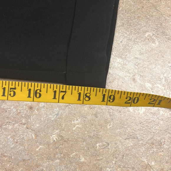 Ricki’s Black Dress Capris - Picture 5 of 6